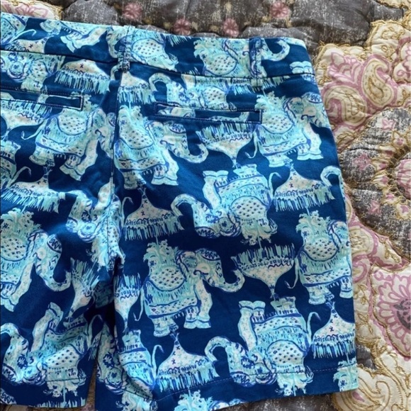 Lilly Pulitzer Elephant Shorts - Picture 9 of 11
